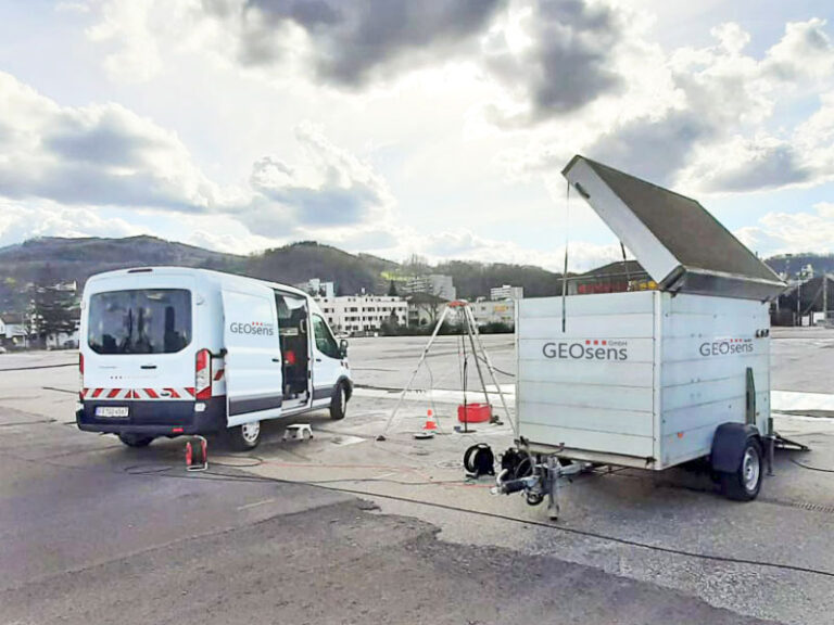 GEOsens LabMobil mit Anhänger